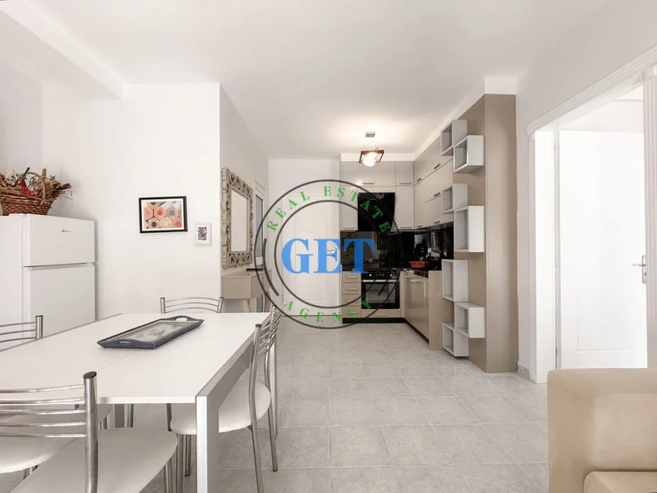 Durres, jepet me qera apartament 1+1 Kati 2, 53 m² 450 € (Plazh, Durres)