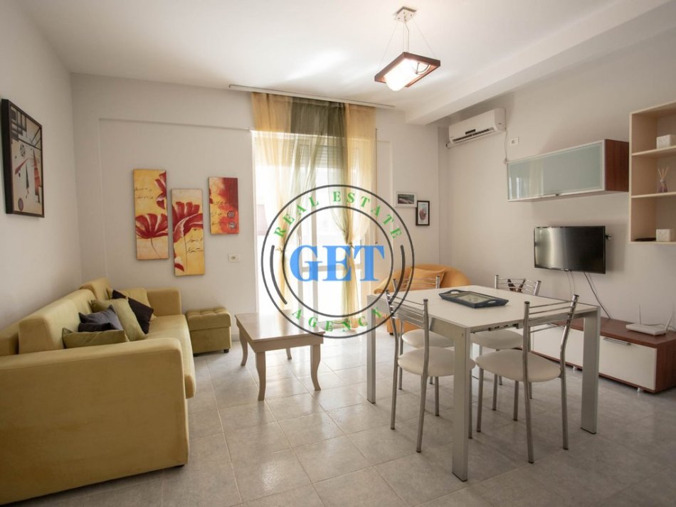 Durres, jepet me qera apartament 1+1 Kati 2, 53 m² 450 € (Plazh Iliria)