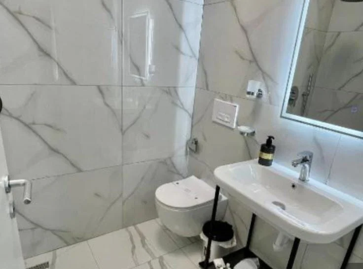 Tirane, shitet apartament 2+1+Ballkon Kati 6, 93 m² 237.500 € 