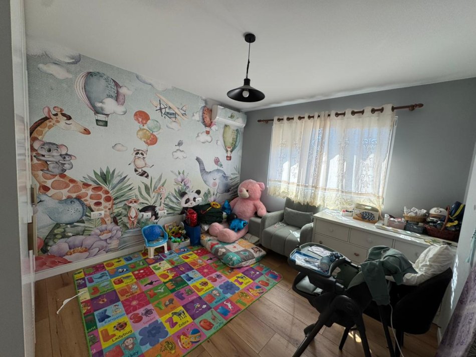 Tirane, shes apartament 2+1 Kati 12, 117 m² 310.000 € (komuna e parisit)