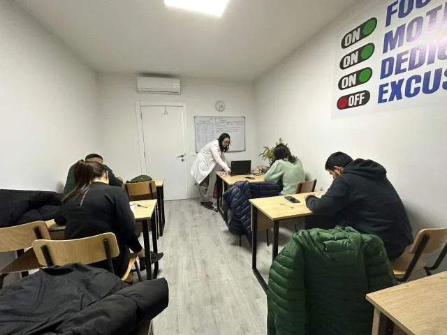 Tirane, ofrojme kurse gjuhe gjermanisht 🎄𝐎𝐟𝐞𝐫𝐭𝐚 𝐞 𝐅𝐔𝐍𝐃𝐕𝐈𝐓𝐈𝐓 🎁