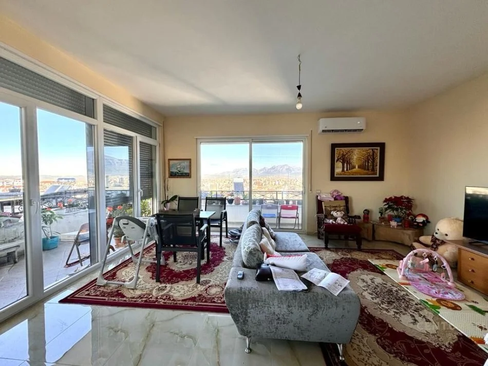 Tirane, shitet apartament 2+1, Kati 2, 147 m² 185,000 € (Kopshti Botanik)