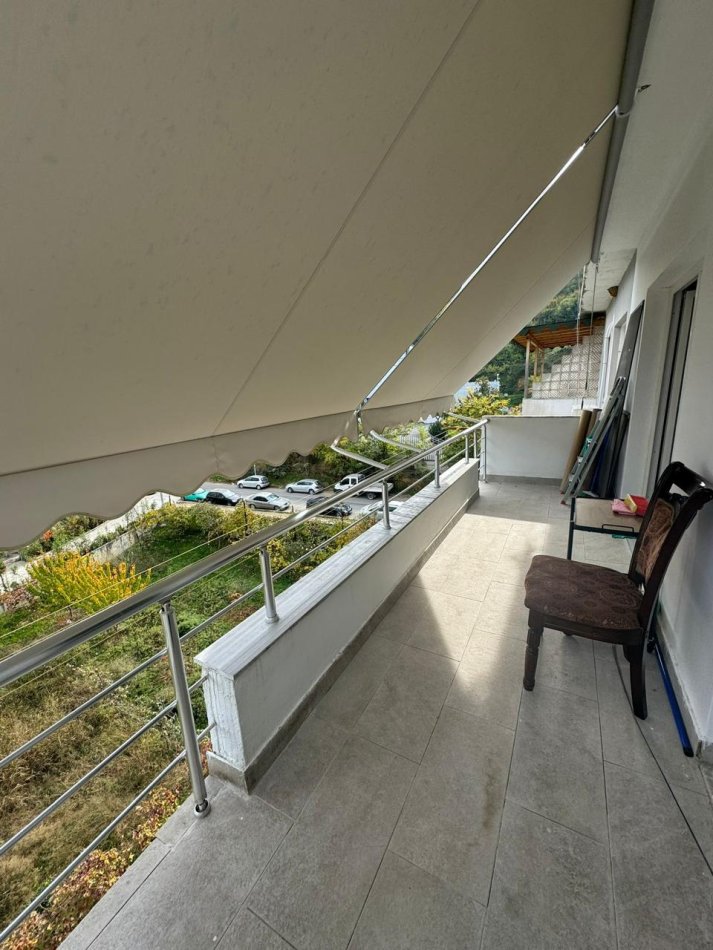 Tirane, jepet me qera apartament 2+1 Kati 4, 100 m² 500 € (rruga e thesarit)