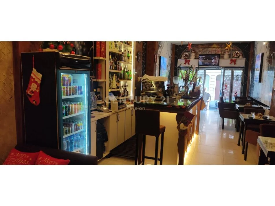 Shkoder, shitet lokal Kati 1, 54 m² 163.000 € (gjuhadol kardinal mikel koliqi)