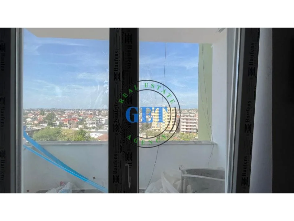 Durres, shes garsonier 1+1+Ballkon Kati 4, 52.000 € 