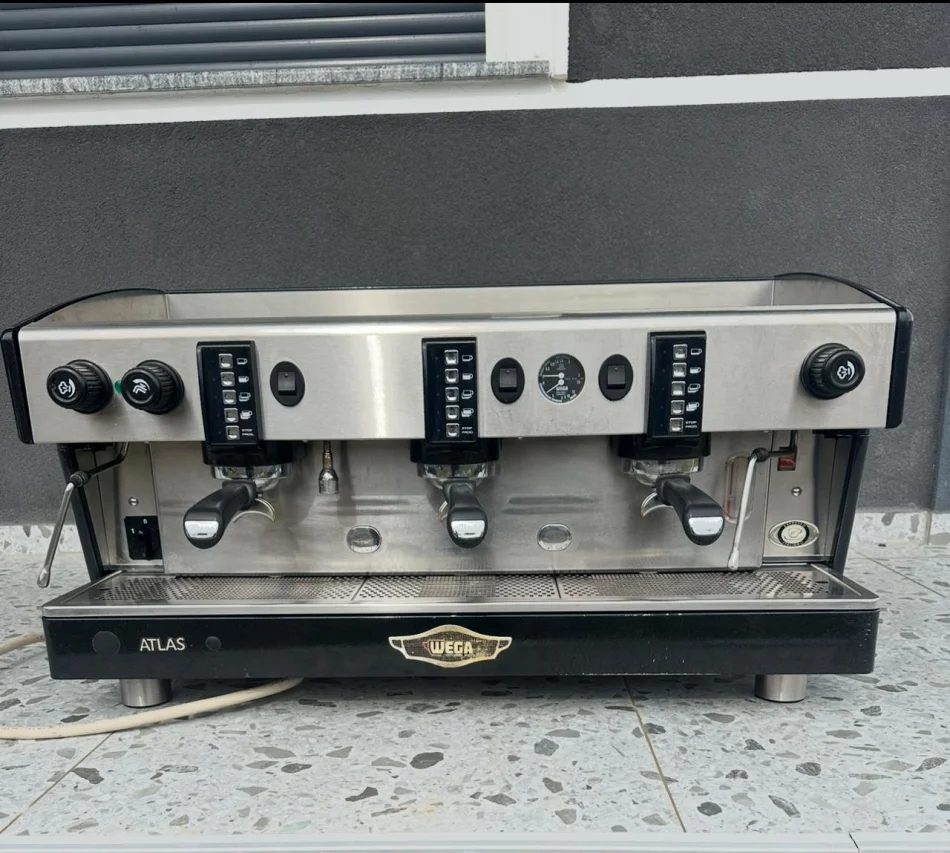 Tirane, shes Makine kafeje | Ekspres Ekspres kafe