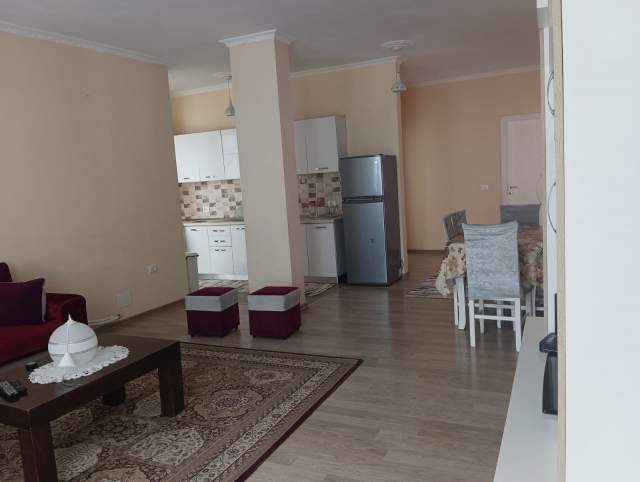 Tirane, jepet me qera apartament 2+1+A+BLK 310 Euro (5 Maji)
