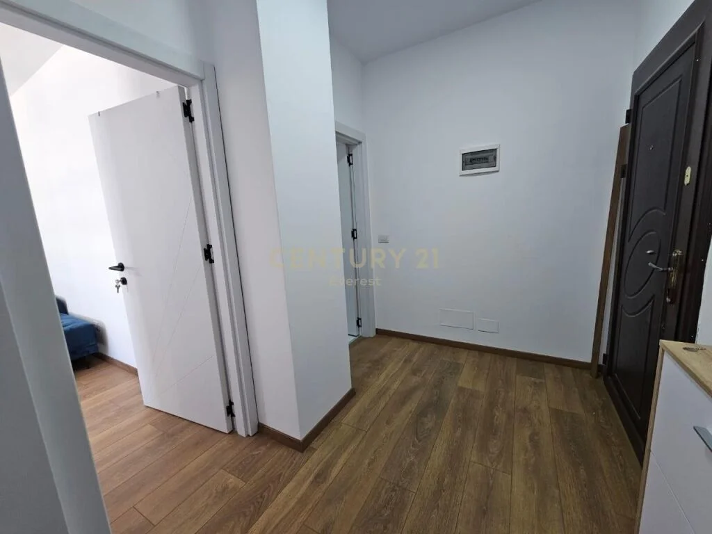 PAS SQUARE 21, JEPET ME QIRA APARTAMENT 1+1!!