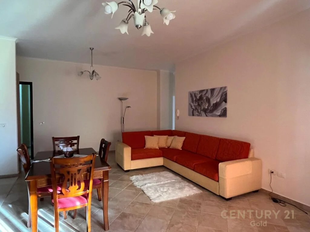 Apartment me qira 2+1+2 te Selvia 700 €/muaj