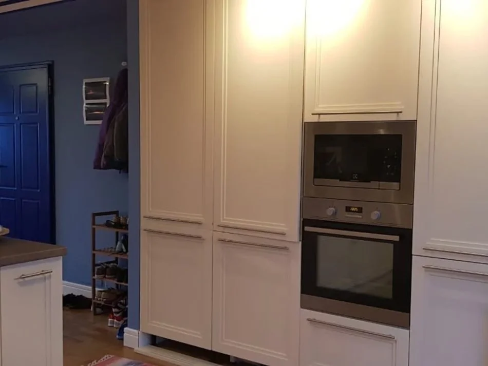 Tirane, jepet me qera apartament 3+1+Ballkon Kati 3, 133 m² 1.200 € (Kodra e Diellit)