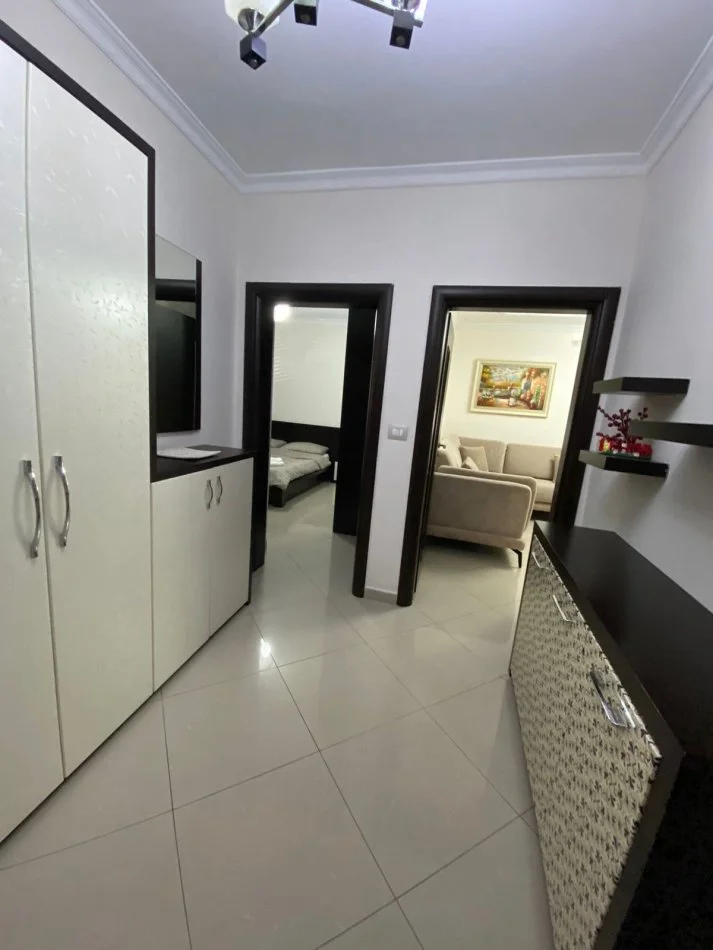 Tirane, shitet apartament 3+1 Kati 2, 90 m² 182,000 € (Pazar i Ri)