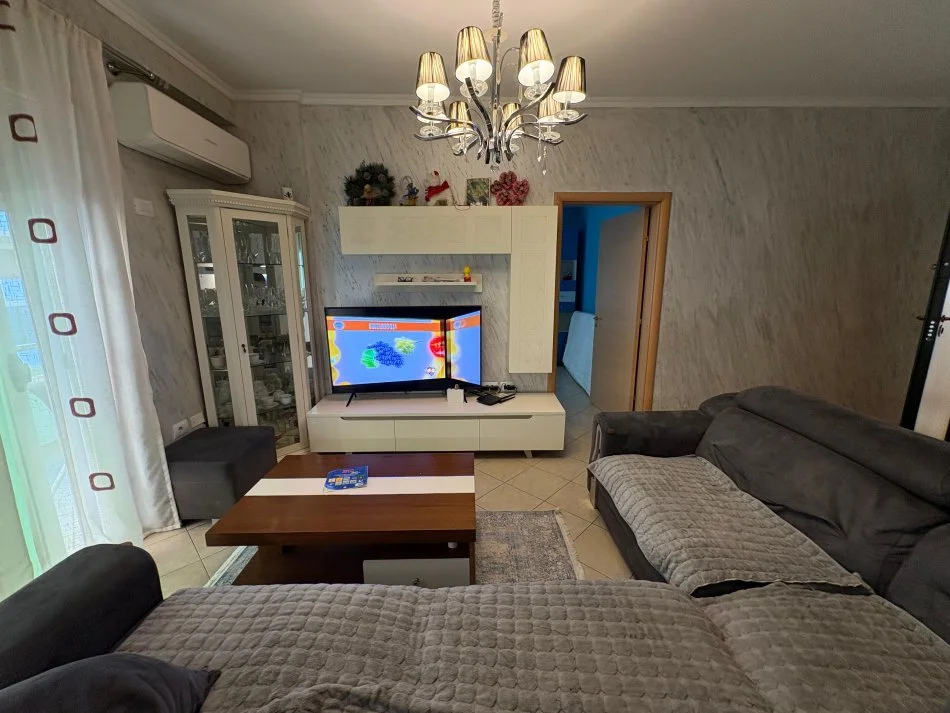 Vlore, shitet apartament 2+1 Kati 3, 102 m² 165.000 € 