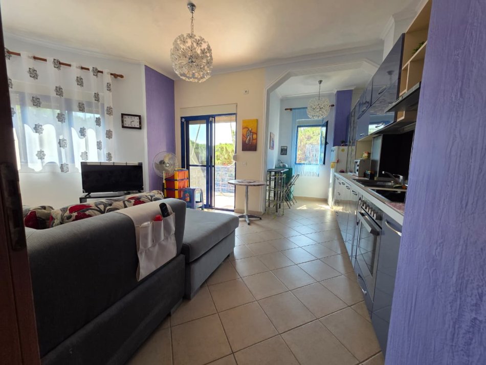 Mali Robit, shitet apartament 1+1 Kati 4, 58 m² 70.000 € (Mali i Robit, Golem)