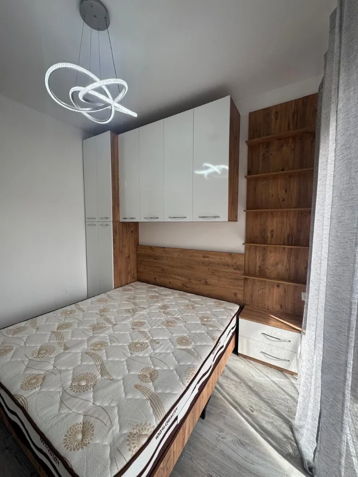 Tirane, shitet apartament 2+1 Kati 1, 191.000 € 