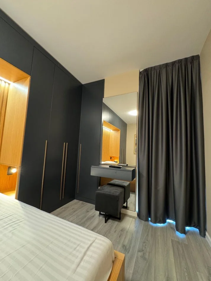 Tirane, jepet me qera apartament 1+1 Kati 4, 58 m² 900 € (Afer Kompleksit olimpik)