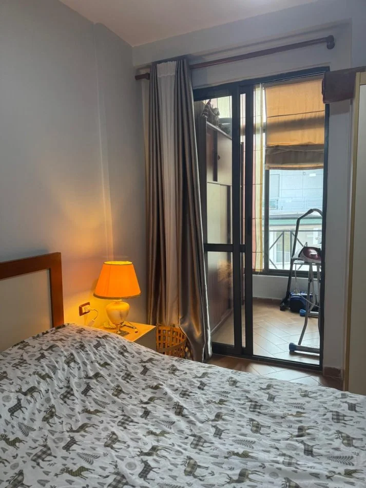 Tirane, jepet me qera apartament 1+1 Kati 7, 58 m² 500 € 