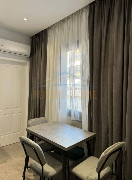 Tirane, jepet me qera apartament 1+1 Kati 4, 60 m² 700 € (Shallvaret)