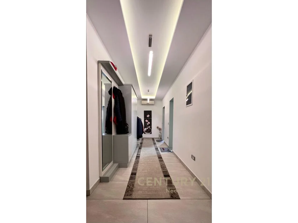 SHITET APARTAMENT 2+1+2 TE KOMUNA E PARISIT