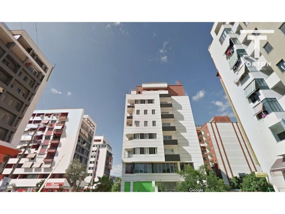 Tirane, shitet apartament 2+1 Kati 10, 128 m² 140.000 € (Rruga 3 Dëshmorët, Yzberisht, Tiranë, TT 2036)