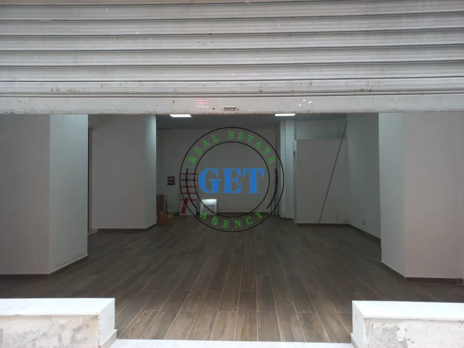 Durres, jepet me qera ambjent biznesi Kati 0, 67 m² 450 € (Ish Rajoni i Policis, Durres)