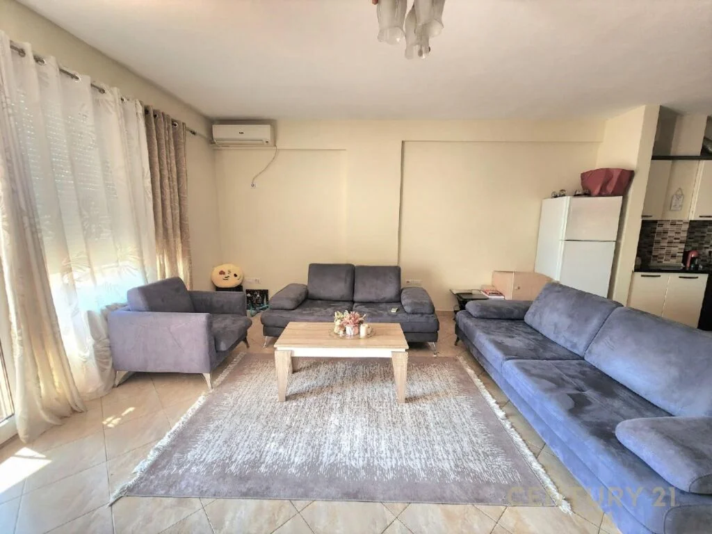 DUPLEX NE SHITJE 3+2 TEK RESIDENCA KODRA DIELLIT 1!