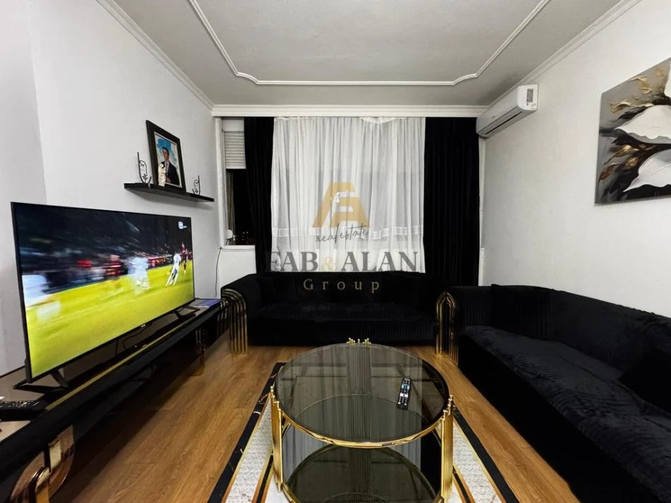 Tirane, shitet apartament 2+1 Kati 9, 90 m² 155.000 € (Mbrapa UET, Porcelan)