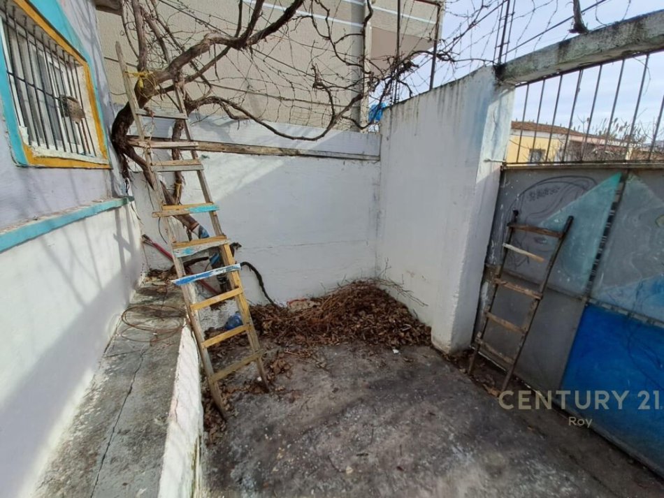 SHITET SHTEPI PRIVATE TE Lagjia e Re, Durrës - 55000€ 84m²