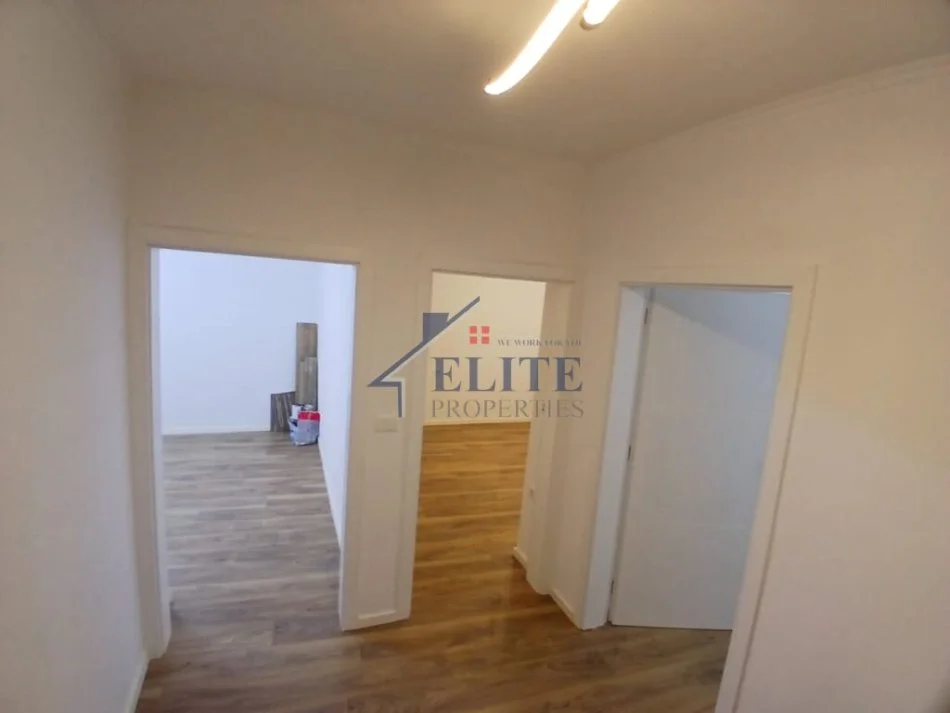 Tirane, shitet apartament 2+1 Kati 0, 70 m² 128.000 € (Ish Tregu Elektrik)