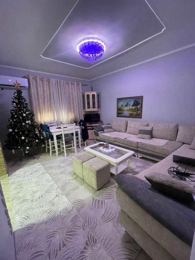 Tirane, shitet apartament 1+1+BLK Kati 3, 55 m² 77.000 Euro (Porcelan)