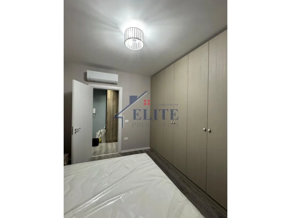 Tirane, jepet me qera apartament 1+1+Ballkon Kati 7, 65 m² 600 € (Don Bosko)