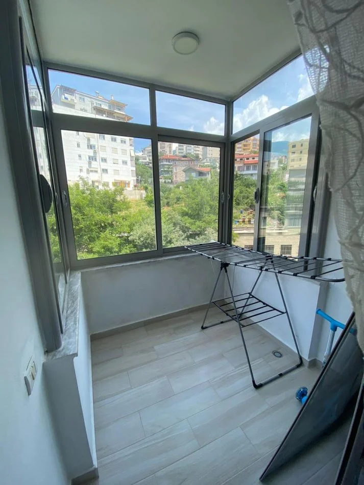 Tirane, shitet apartament 2+1, Kati 3, 82 m² 99,000 € (Fresk)