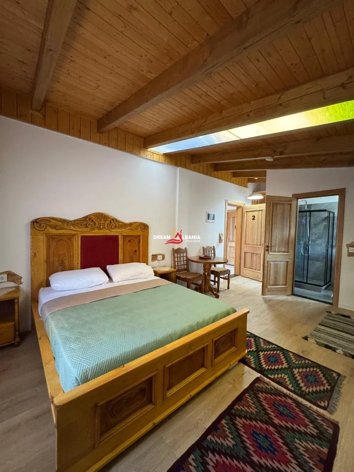 Tirane, jepet me qera garsonier , 40 m² 350 € (Rrethrrotullimi i Shkozes)