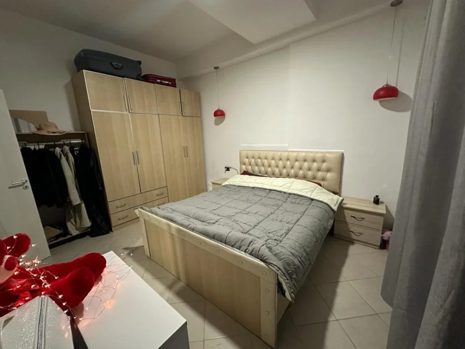 Tirane, shitet 1+1+Ballkon Kati 1, 71 m² 75.001 € (Rruga e Teleferikut)