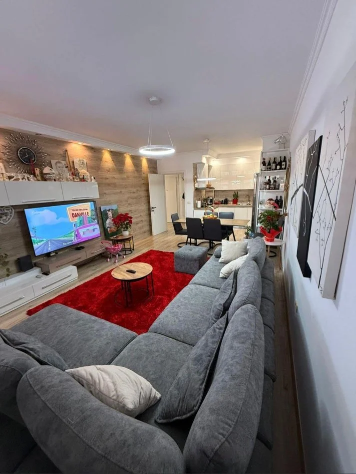 Tirane, shitet apartament 2+1 Kati 3, 115 m² 190.000 € (Astir)