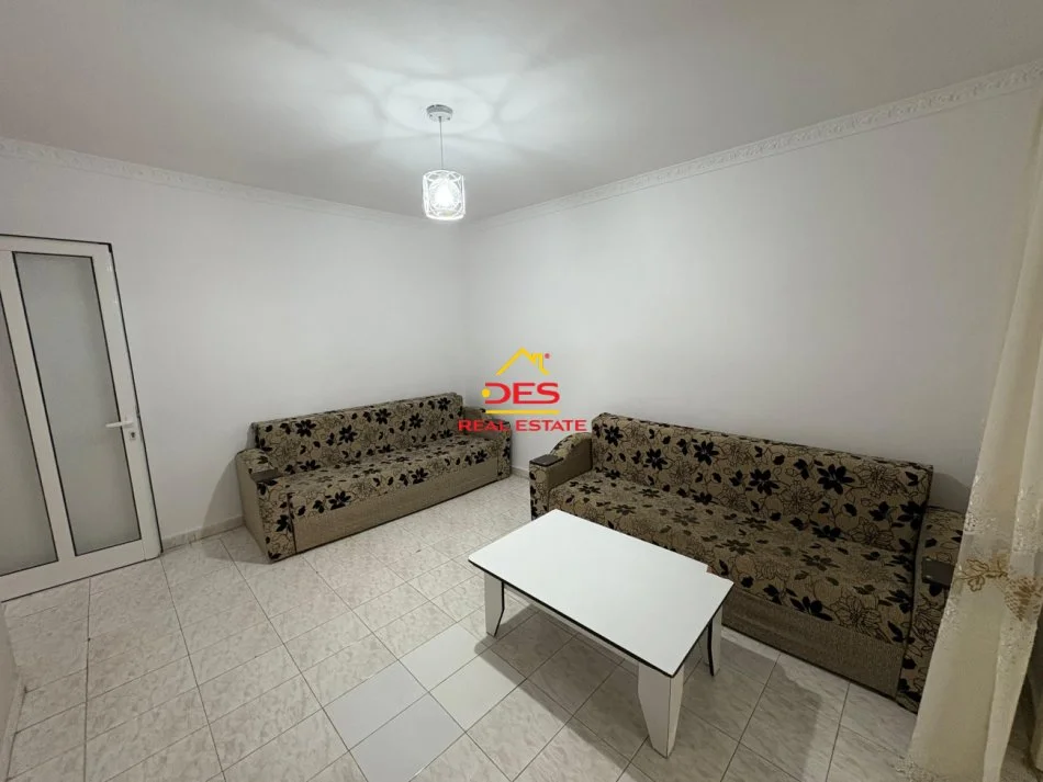 Vlore, shitet apartament 2+1+Ballkon Kati 0, 77 m² 78.000 € (Rruga Fiqirete musta)
