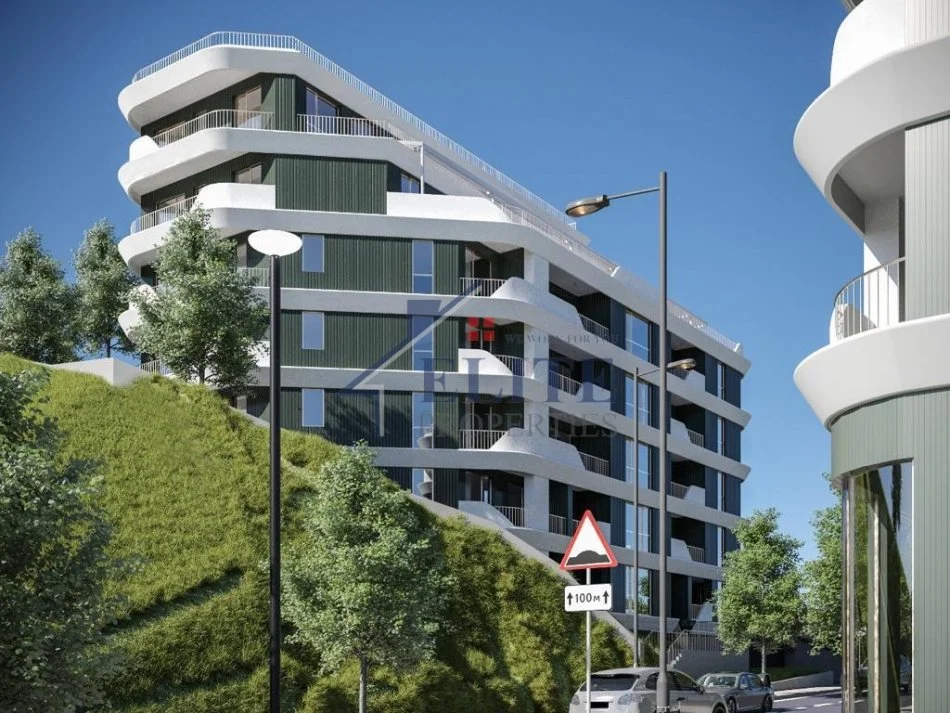 Tirane, shitet apartament 2+1 Kati 4, 144 m² 252.000 € (Liqeni thate)