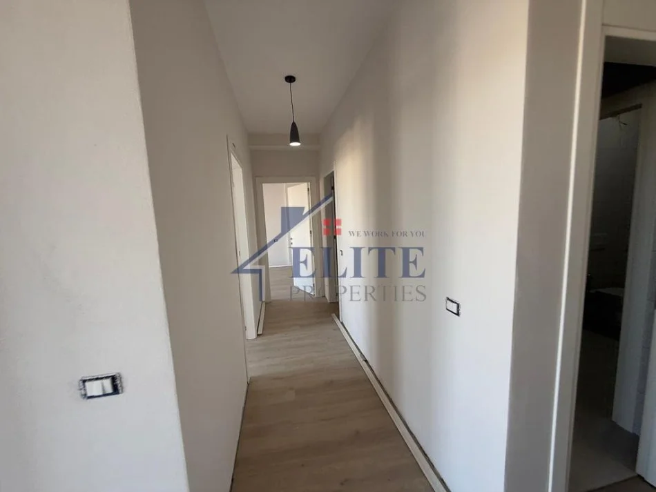 Tirane, jepet me qera apartament 2+1+Ballkon Kati 2, 123 m² 550 € (Fundi i Bulevardit te Ri)