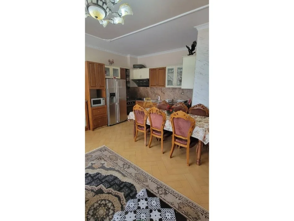 Vlore, shitet apartament 3+1 Kati 6, 134 m² 250.000 € (BULEVARDI ISMAIL QEMALI)
