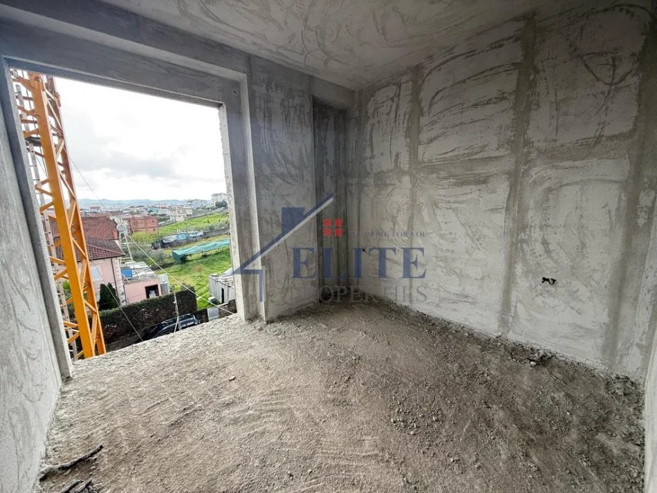 Tirane, shitet apartament 2+1+Ballkon Kati 3, 114 m² 131.181 € (Golden Hands Paskuqan)
