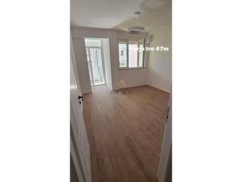 Tirane, shitet apartament 1+1 Kati 7, 47 m² 102.000 € (Don Bosko)