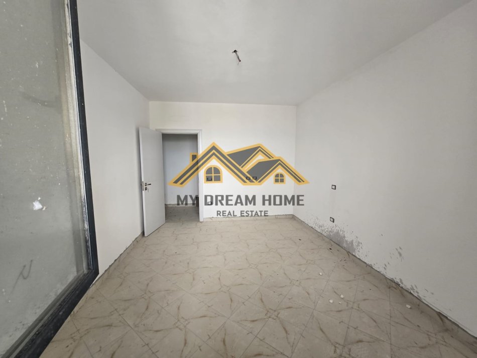 Durres, shitet apartament Kati 10, 95 m² 230.000 € (Vollga)