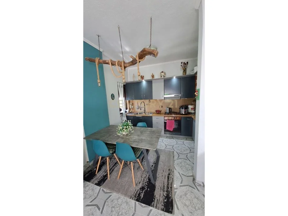 SHITET APARTAMENT 2+1+2 NE DURRES! 130000EU