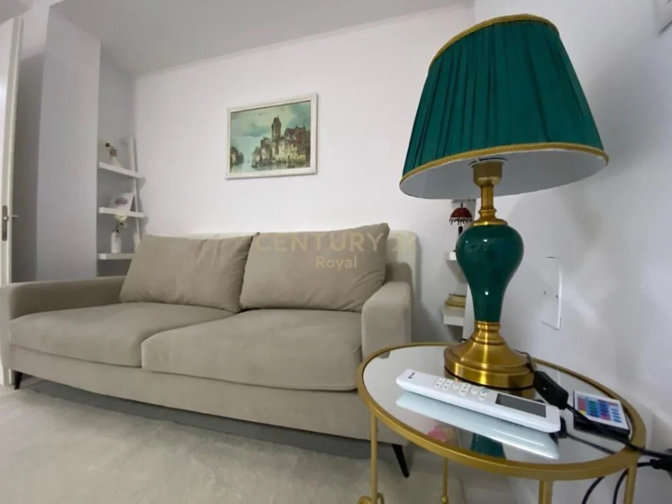 SHESIM APARTAMENT 1+1 NE BLLOK PRANE LIBRIT UNIVERSITAR