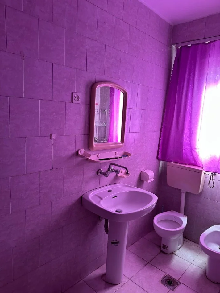 Tirane, jepet me qera apartament 3+1 Kati 2, 140 m² 1.000 € (Don Bosko)