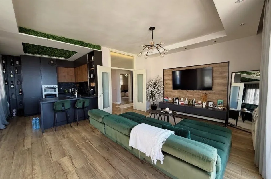 Tirane, shitet 2+1+Aneks+Ballkon , 149 m² 290.000 € (Kopshti zoologjik)