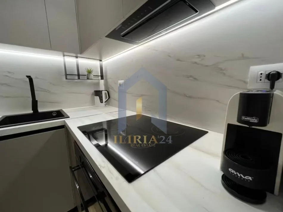 Tirane, jap me qera apartament 1+1+Ballkon Kati 4, 60 m² 600 € (Siri Kodra)