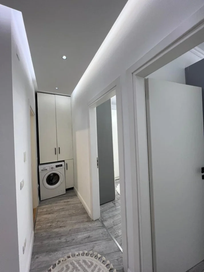Tirane, shitet apartament 2+1 Kati 7, 85 m² 130.000 € 