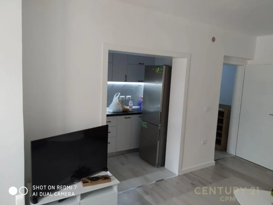 Apartament 1+1 Për Shitje në Tregu Elektrik