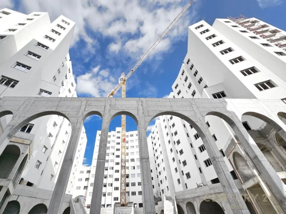 Shqiperi, shitet apartament 3+1+Ballkon Kati 10, 136 m² 200.000 € (ish fusha e aviacionit)