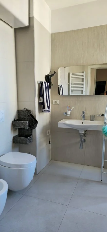 Tirane, shitet apartament 2+1+Ballkon , 112 m² 245.000 € (Rezidenca Panorama)